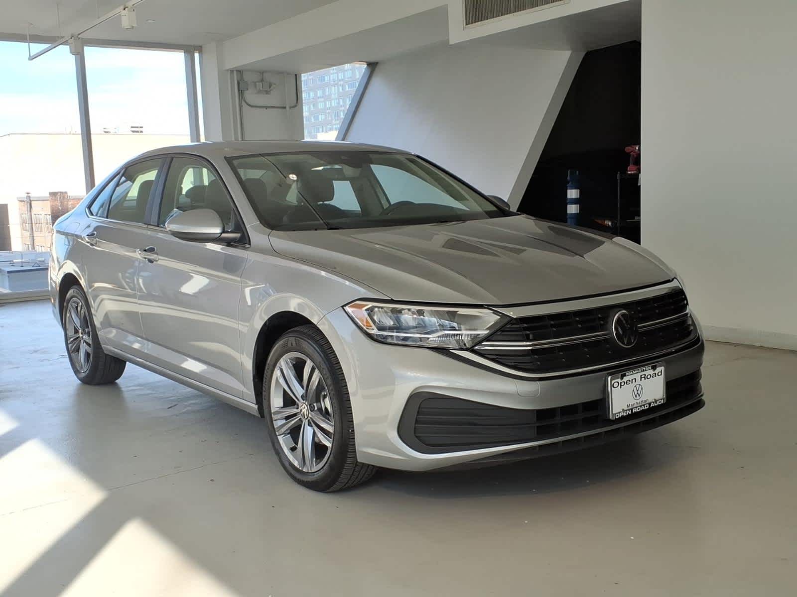 2023 Volkswagen Jetta SE Auto