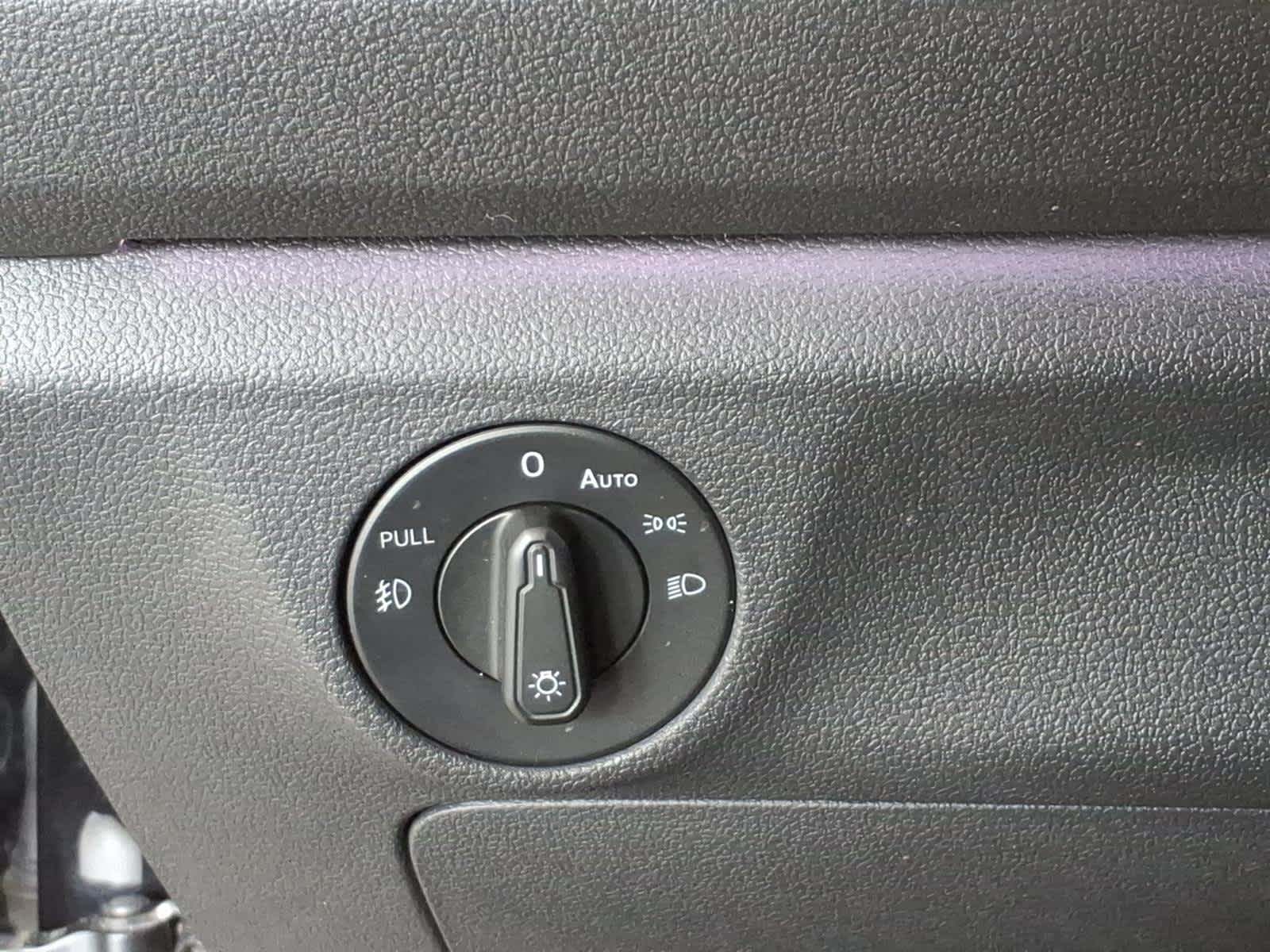 2019 Volkswagen Jetta SEL Premium Auto w/CWP/SULEV
