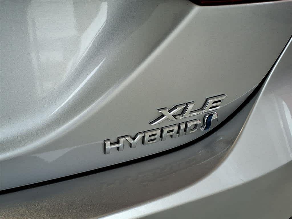 2023 Toyota Camry Hybrid XLE CVT