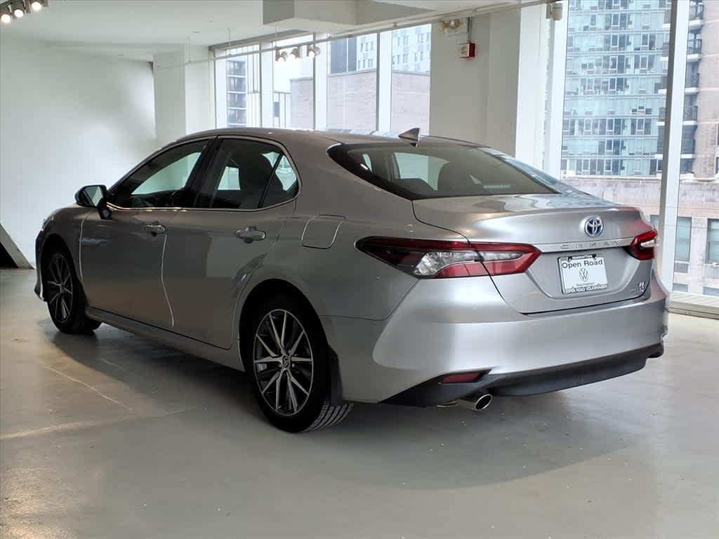 2023 Toyota Camry Hybrid XLE CVT