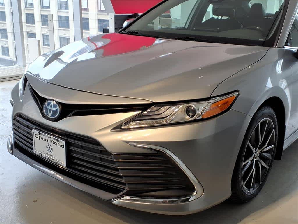 2023 Toyota Camry Hybrid XLE CVT