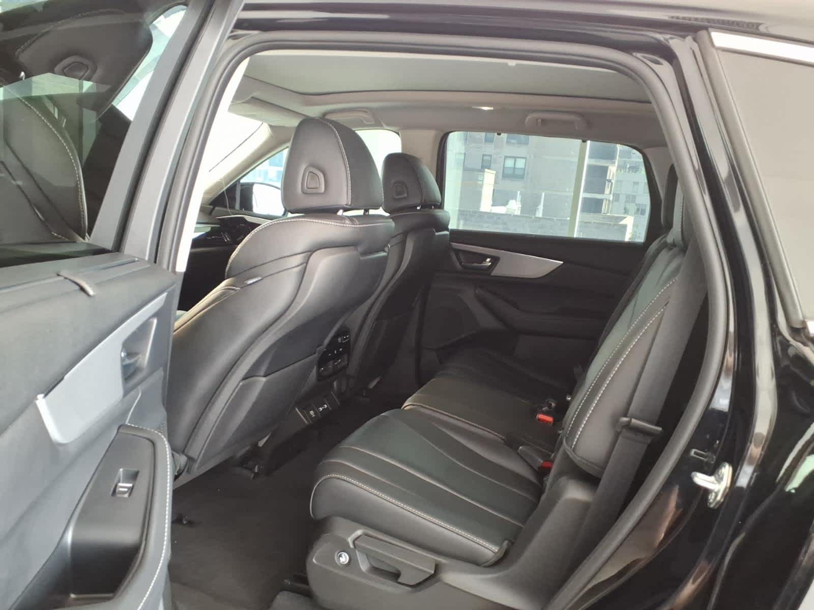 2024 Acura MDX SH-AWD w/Technology Package