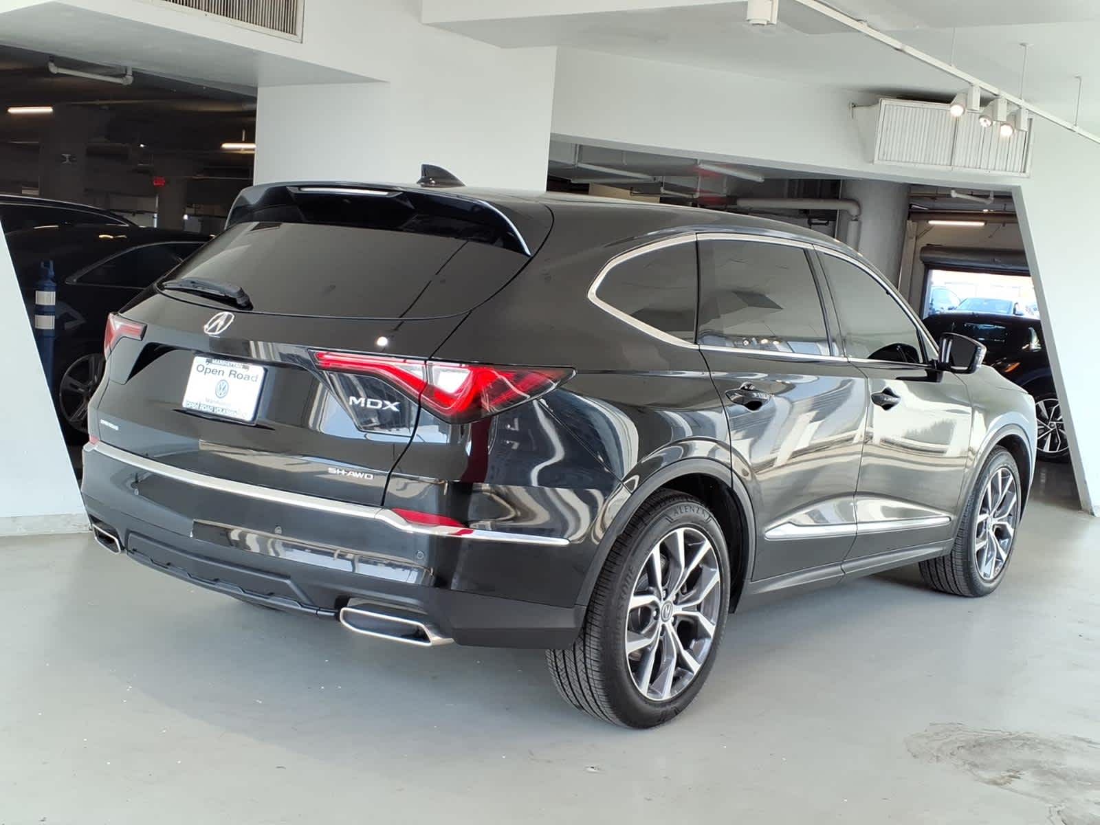 2024 Acura MDX SH-AWD w/Technology Package