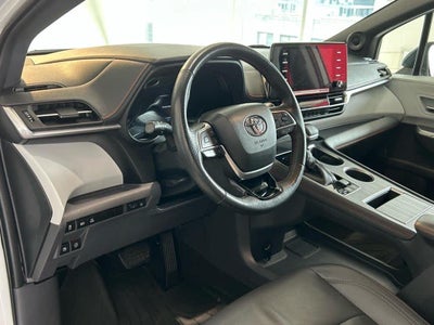 2022 Toyota Sienna XSE AWD 7-Passenger