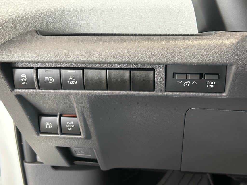 2022 Toyota Sienna XSE AWD 7-Passenger