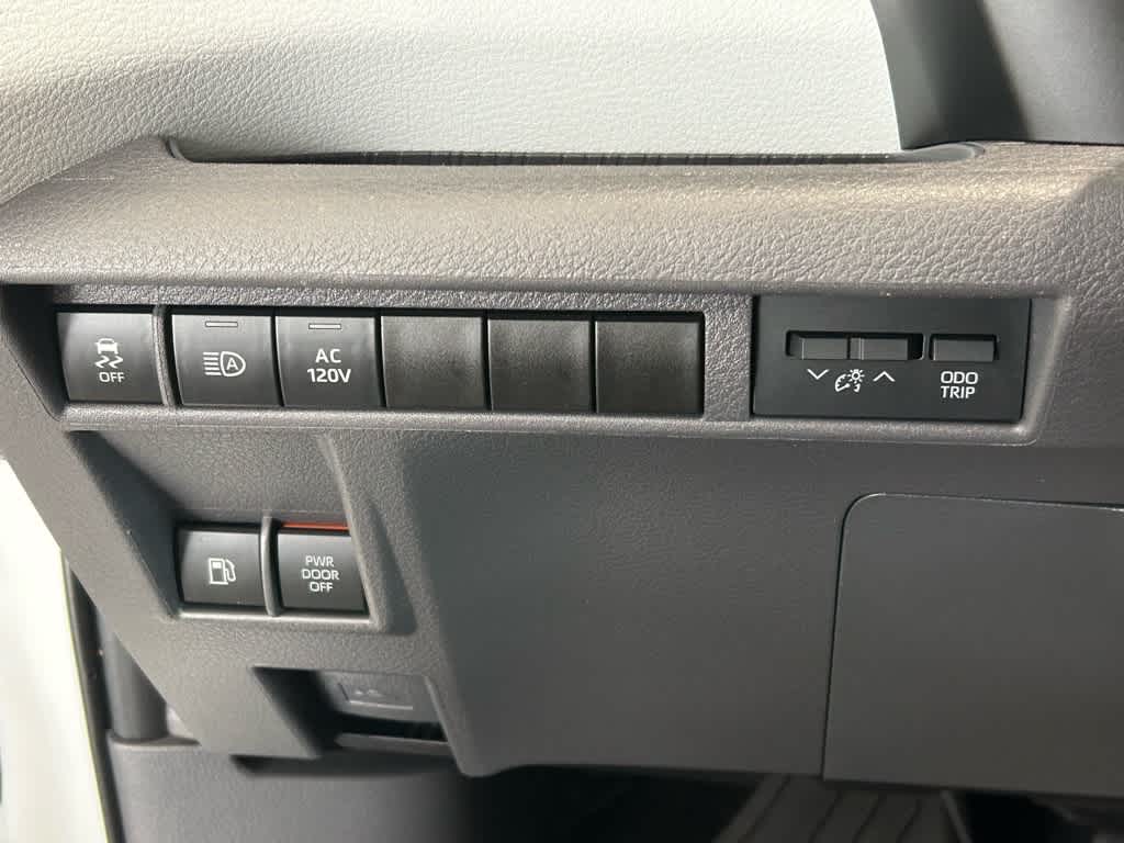 2022 Toyota Sienna XSE AWD 7-Passenger