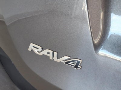 2013 Toyota RAV4 AWD 4dr XLE
