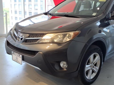 2013 Toyota RAV4 AWD 4dr XLE