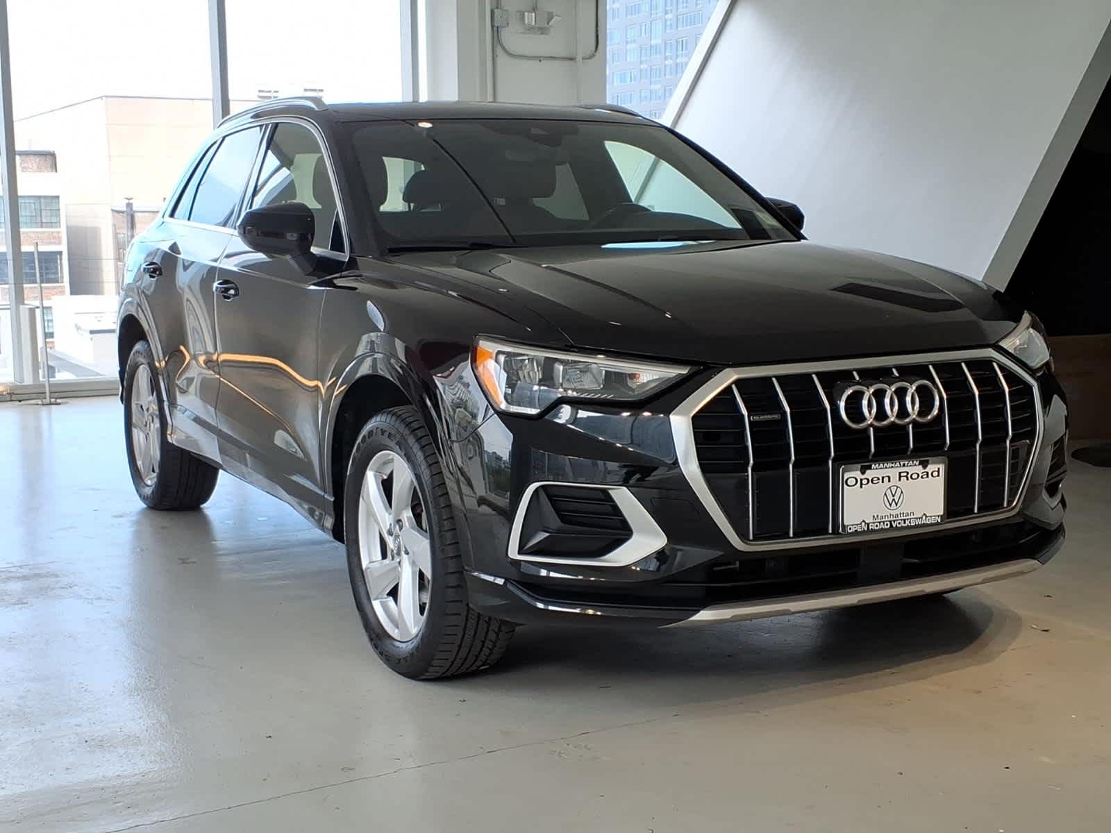 2020 Audi Q3 Premium 45 TFSI quattro