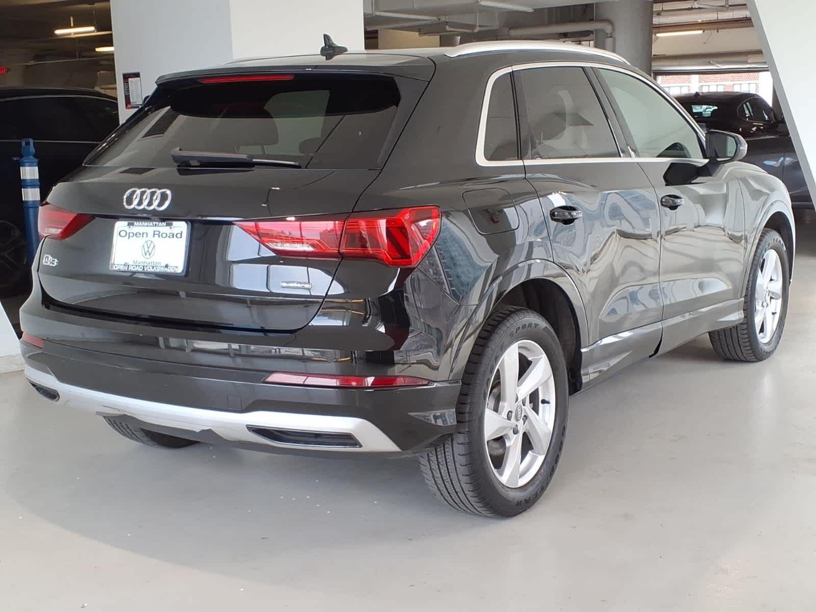 2020 Audi Q3 Premium 45 TFSI quattro