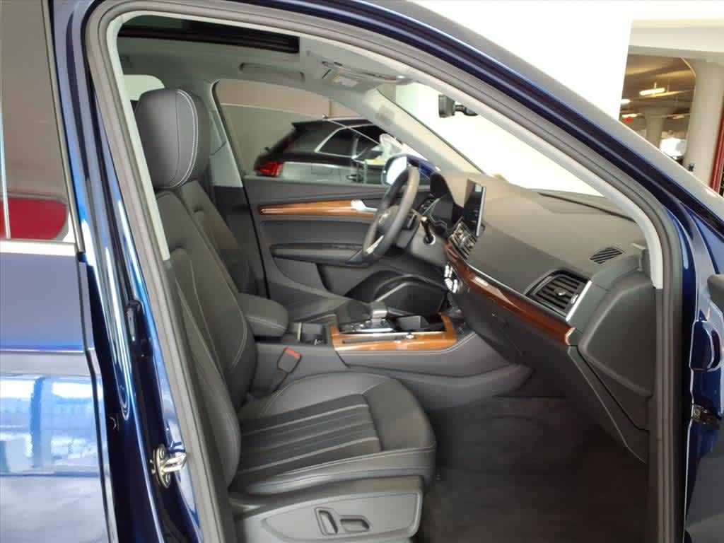 2025 Audi Q5 Premium Plus 40 TFSI quattro