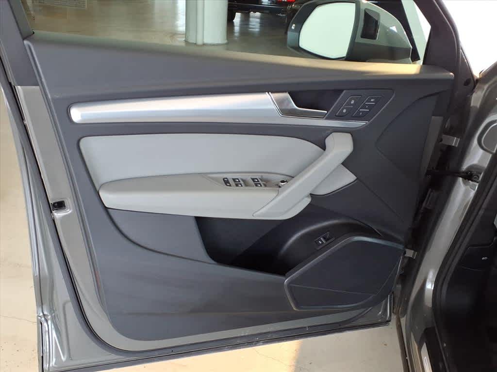 2025 Audi Q5 S line Premium 45 TFSI quattro