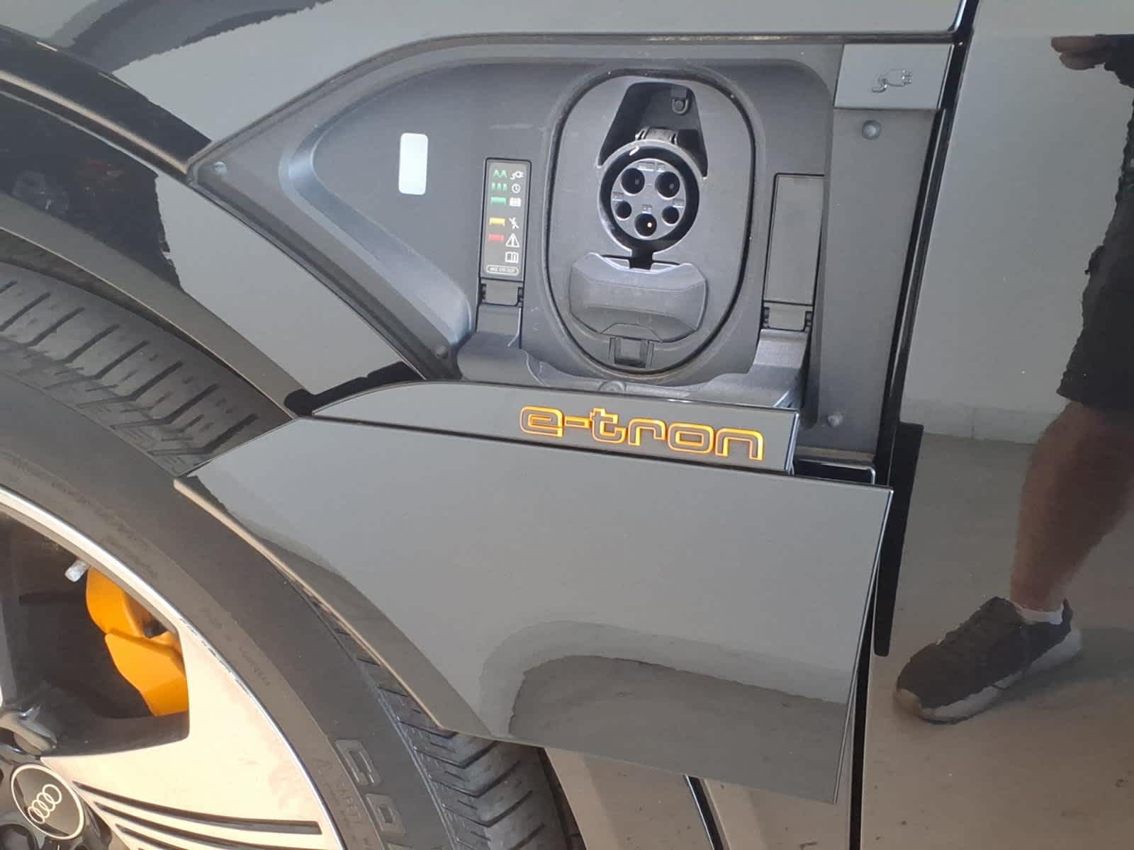 2023 Audi e-tron Premium Plus quattro