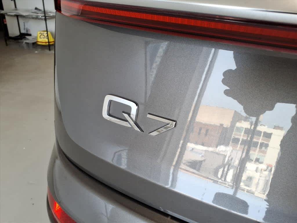 2023 Audi Q7 Premium Plus 45 TFSI quattro