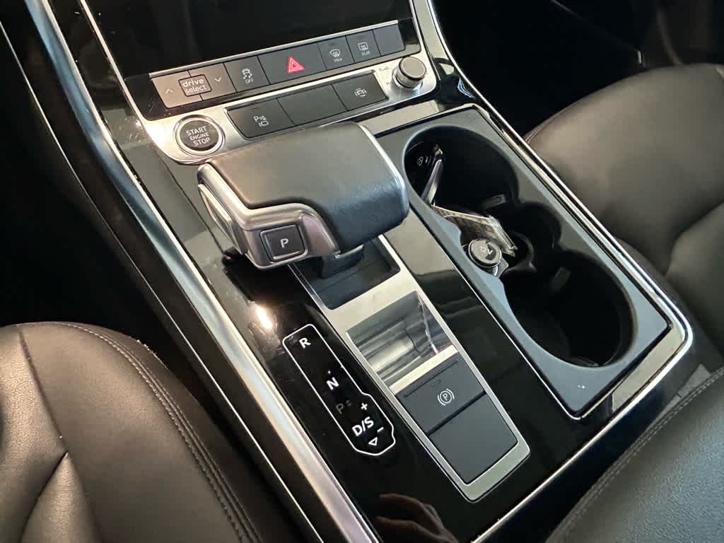 2022 Audi Q7 Premium Plus 55 TFSI quattro
