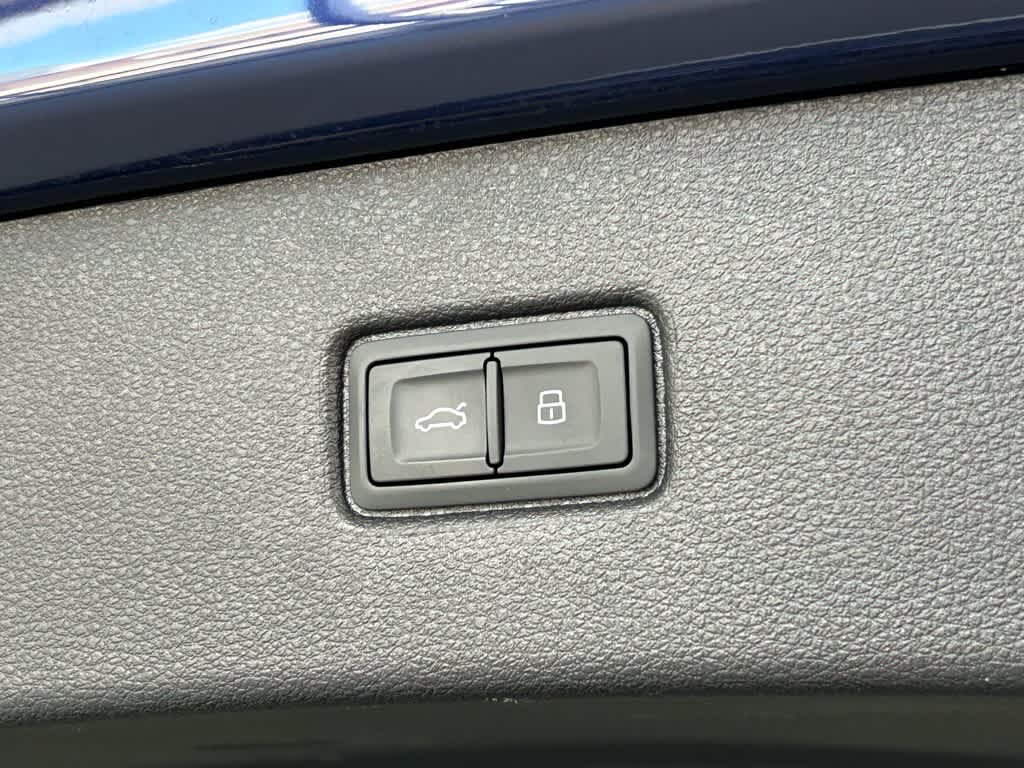 2022 Audi Q7 Premium Plus 55 TFSI quattro