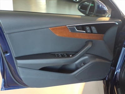 2022 Audi A4 Premium 40 TFSI quattro