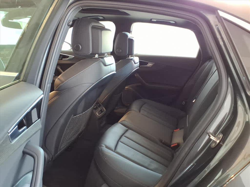 2023 Audi A4 S line Premium 45 TFSI quattro