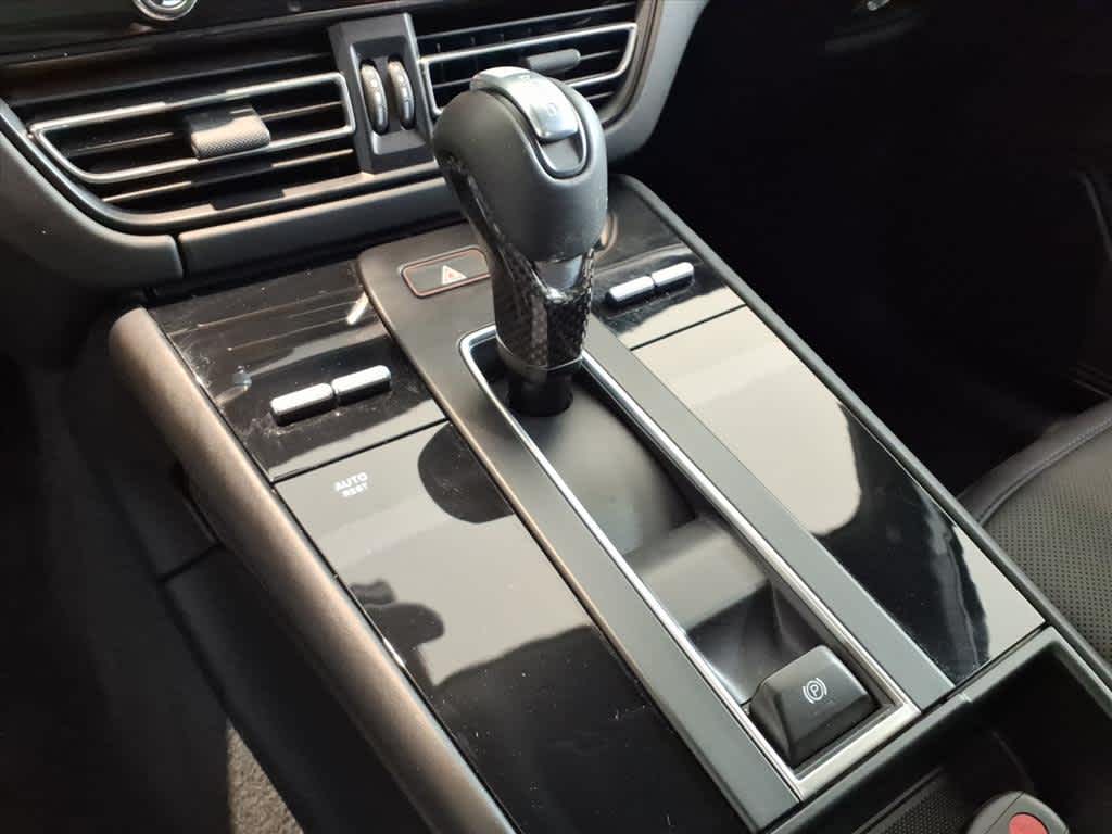 2025 Porsche Macan GTS AWD