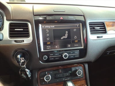 2012 Volkswagen Touareg 4dr VR6 Sport