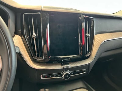 2022 Volvo XC60 B6 AWD Inscription