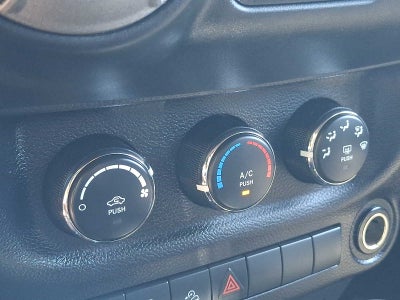 2016 Jeep Wrangler Unlimited 4WD 4dr Sport