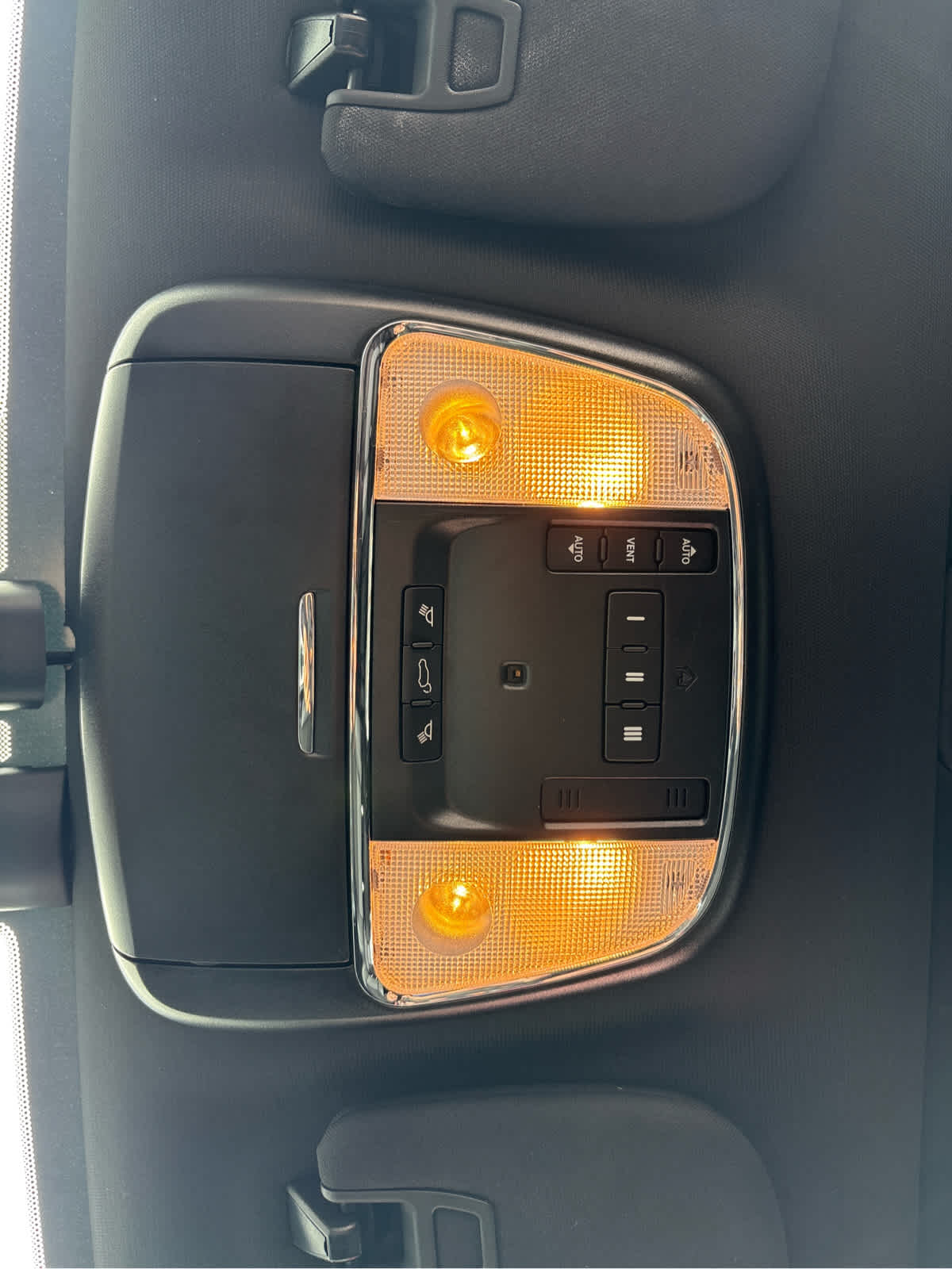 2018 Jeep Grand Cherokee Altitude 4x4 *Ltd Avail*