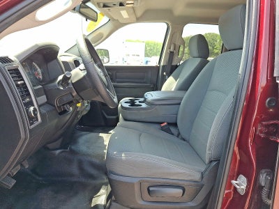 2016 RAM 1500 4WD Quad Cab 140.5 Express