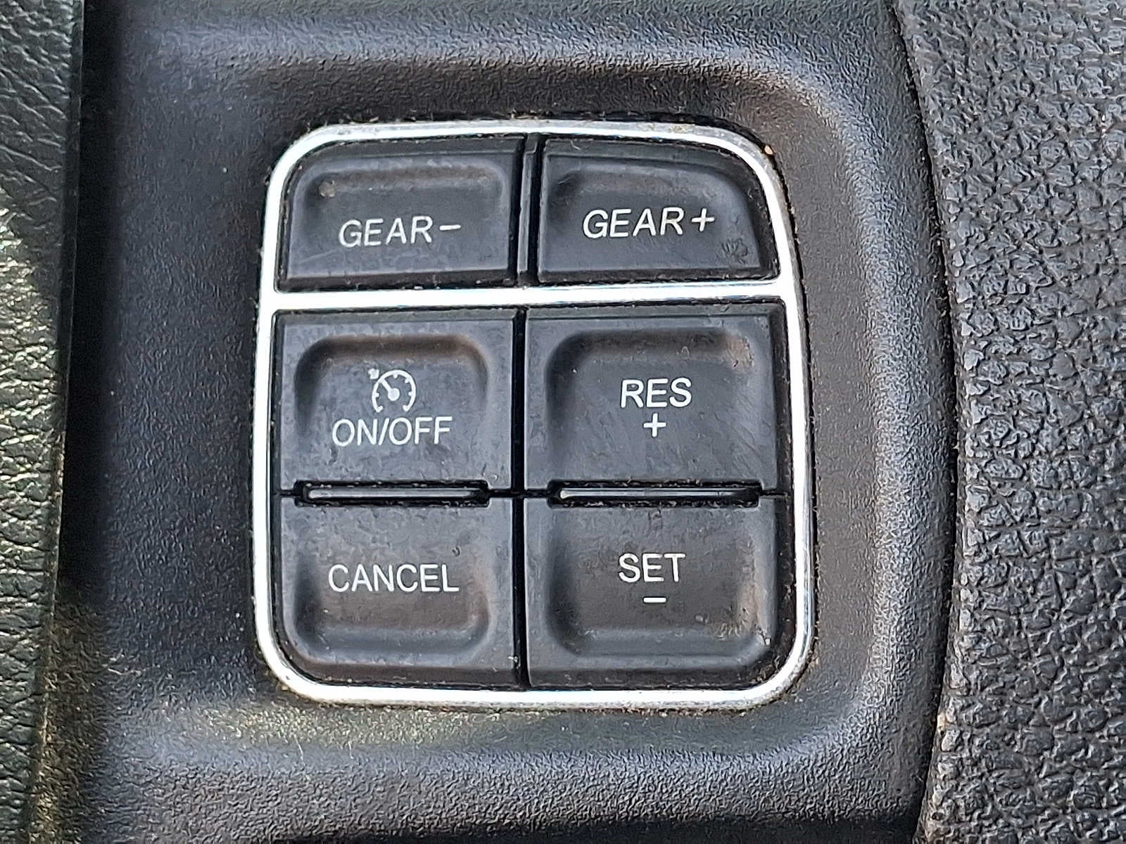 2016 RAM 1500 4WD Quad Cab 140.5 Express