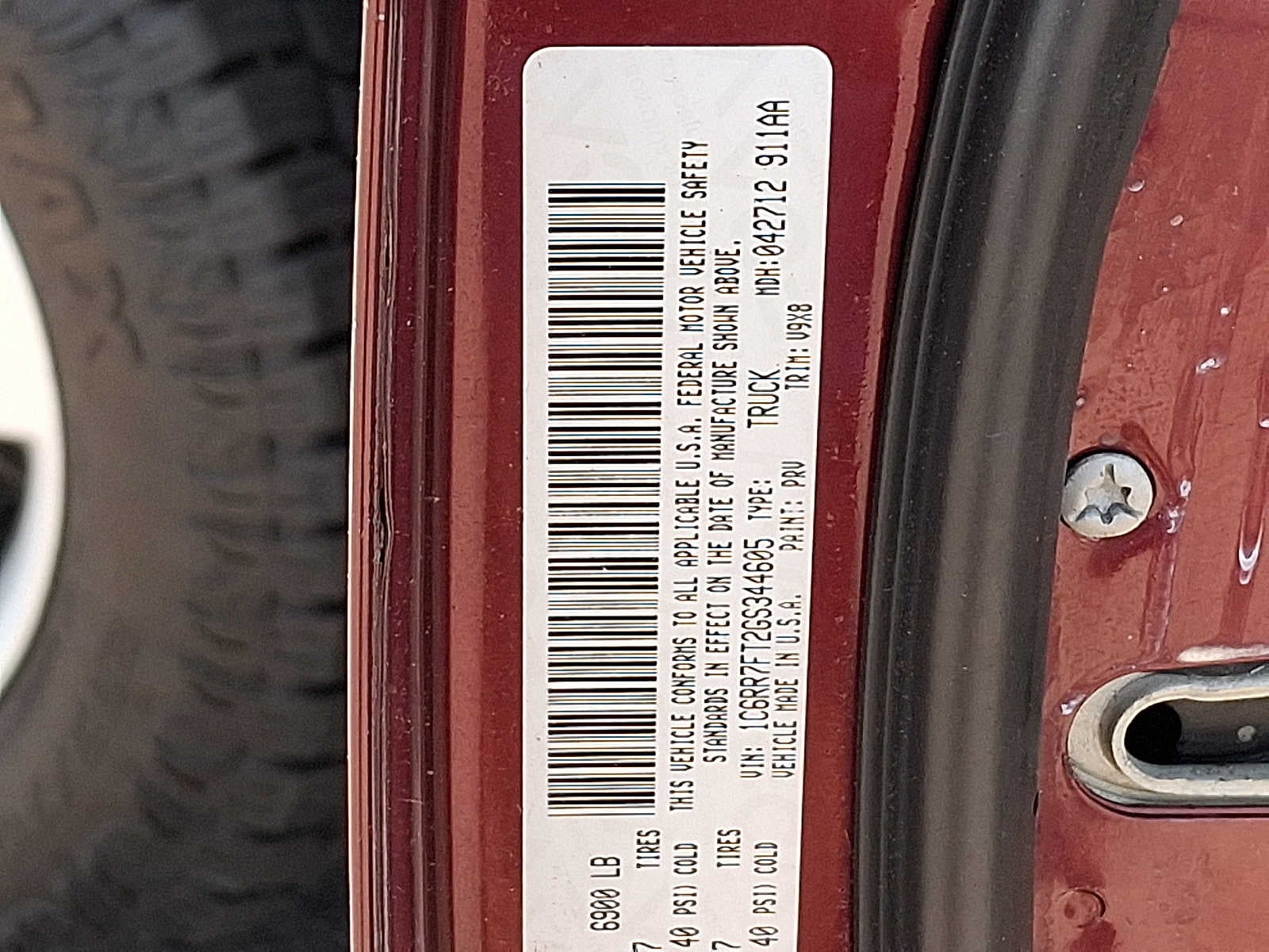 2016 RAM 1500 4WD Quad Cab 140.5 Express