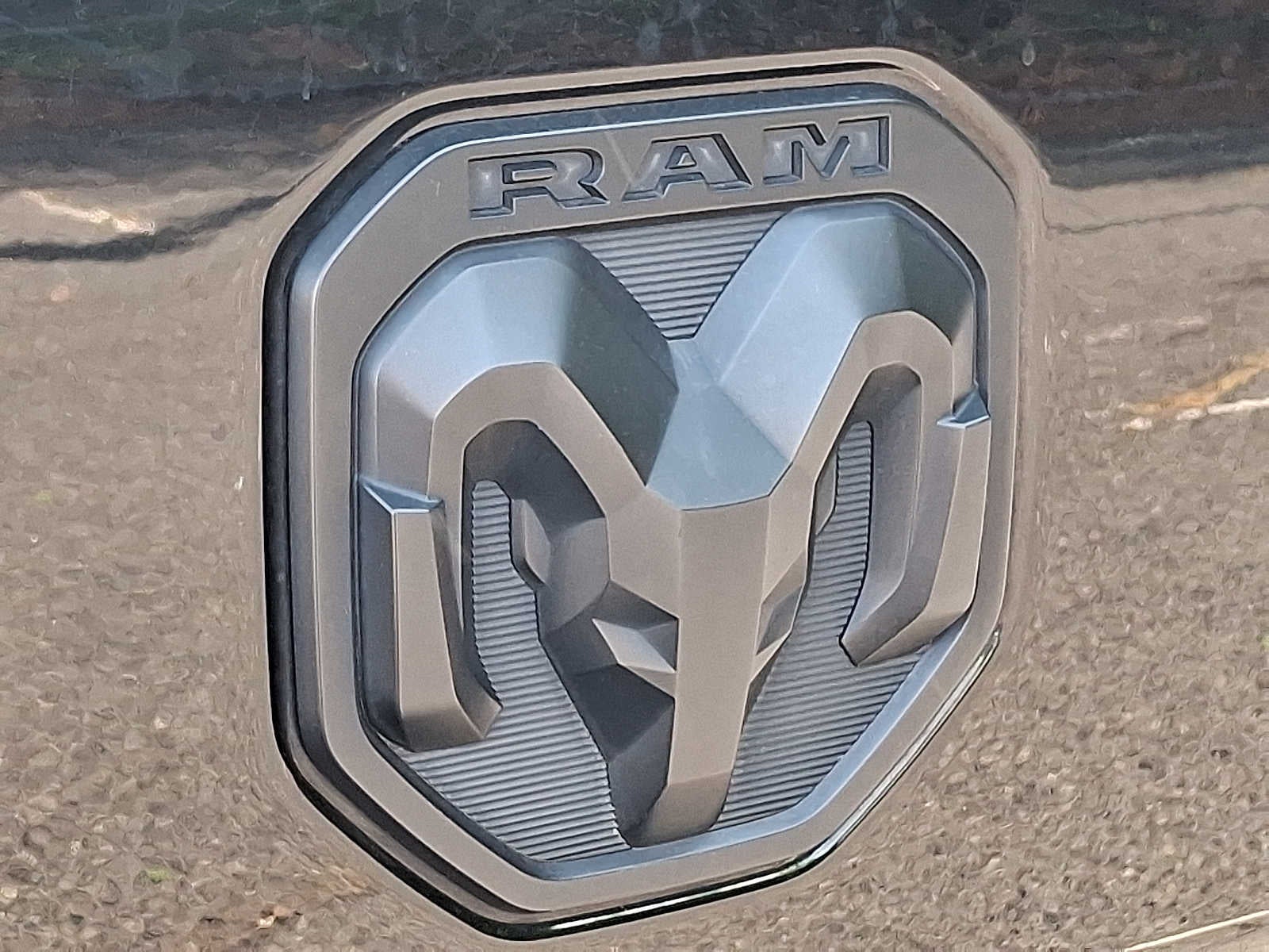 2022 RAM 1500 Big Horn 4x4 Crew Cab 57 Box
