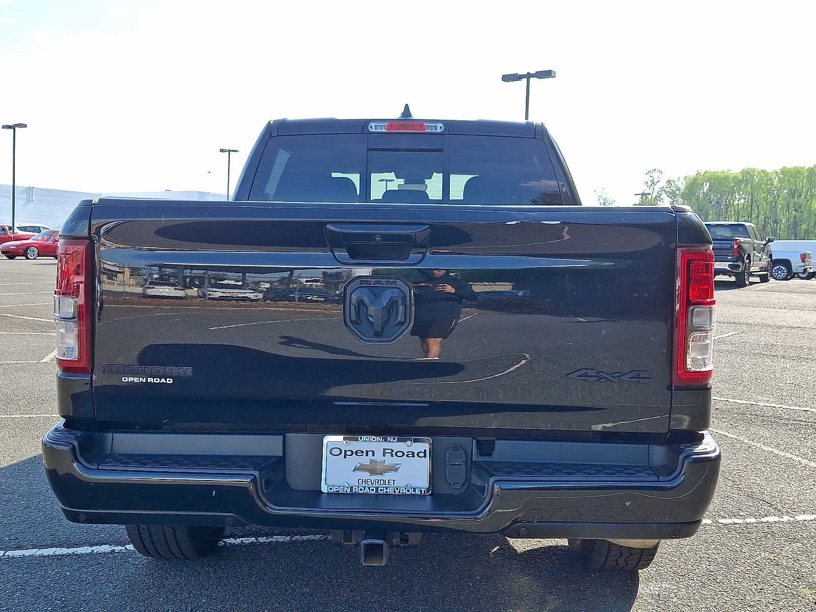 2022 RAM 1500 Big Horn 4x4 Crew Cab 57 Box