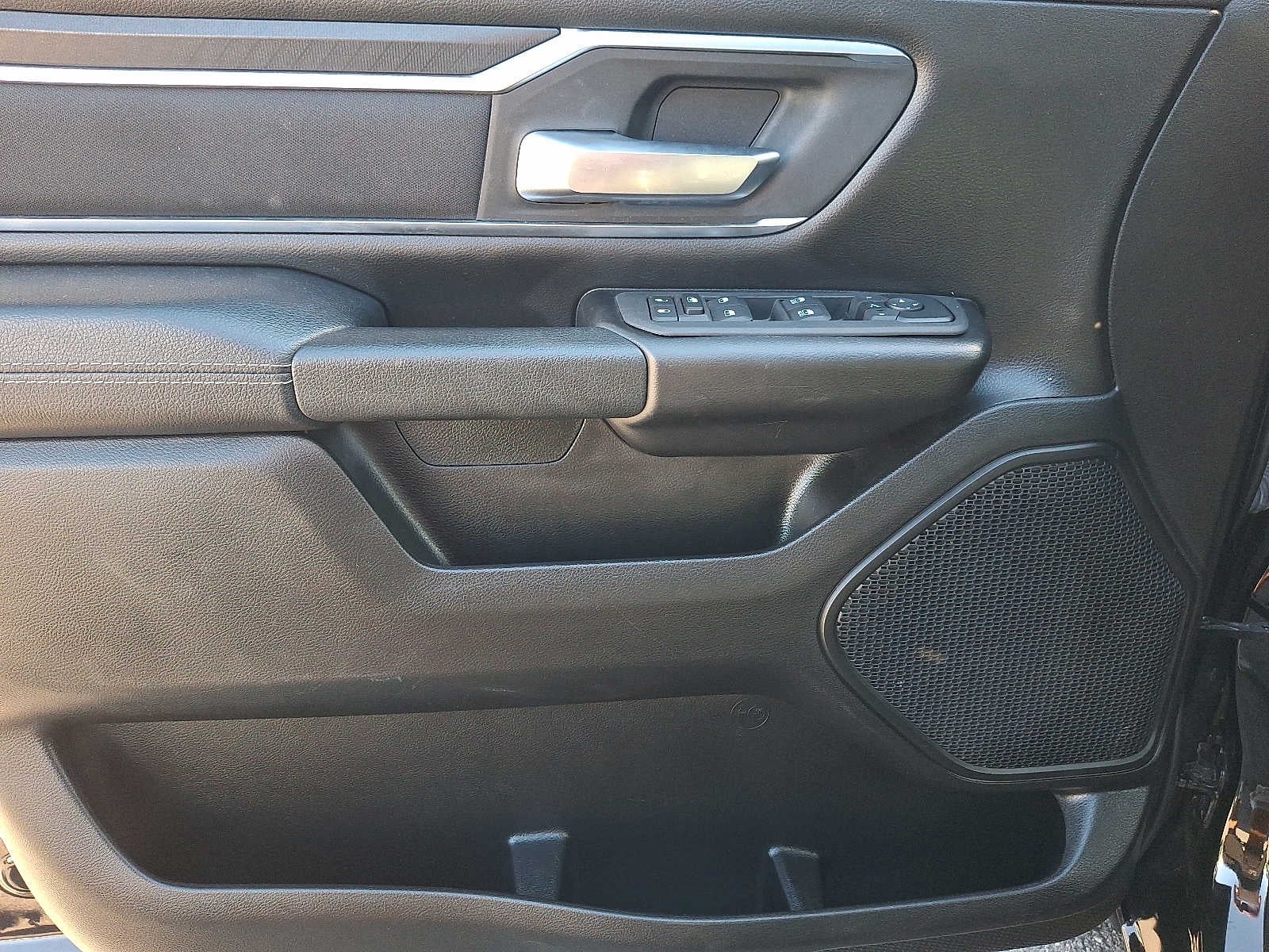 2025 RAM 1500 Big Horn 4x4 Crew Cab 57 Box