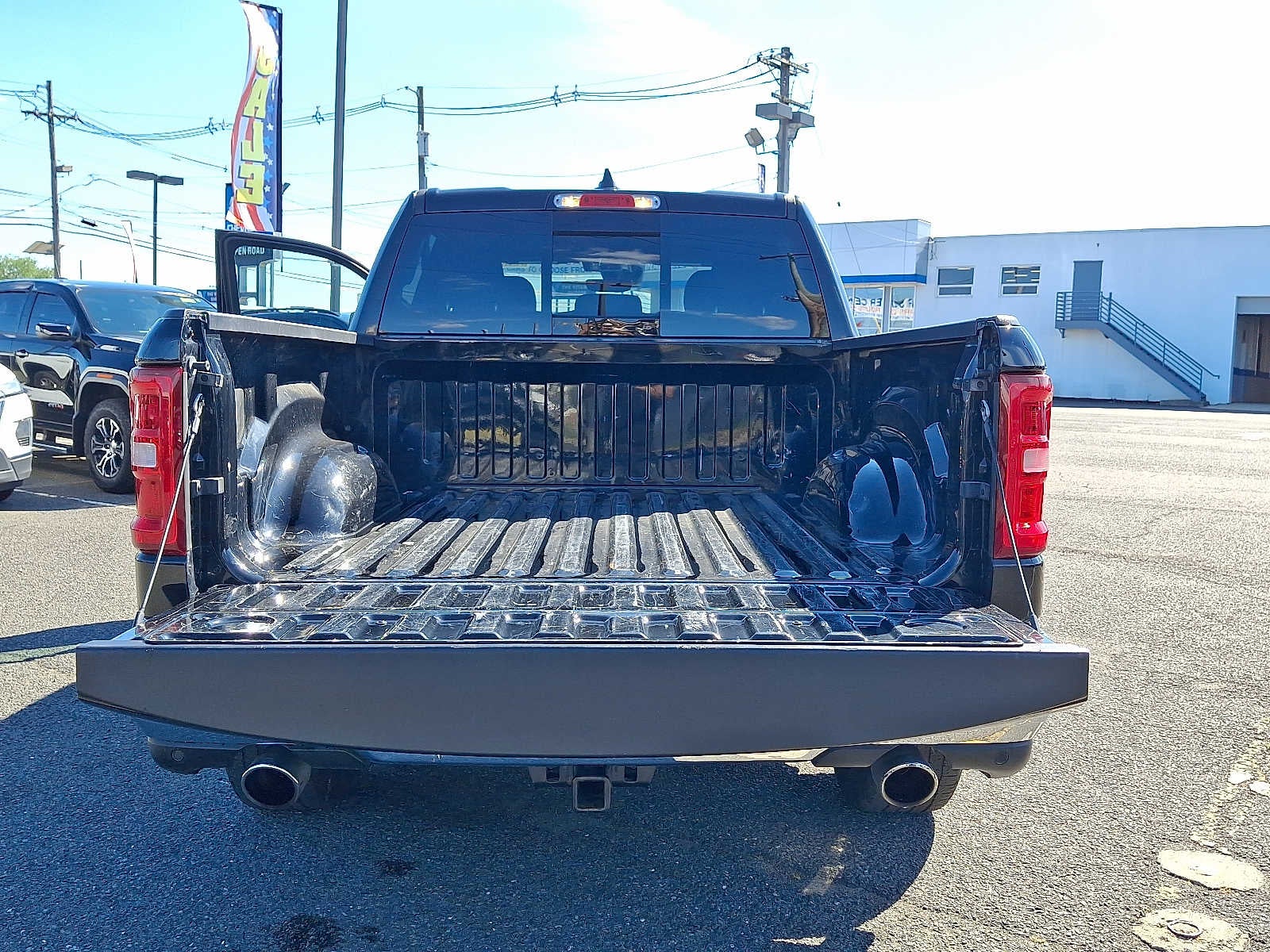 2025 RAM 1500 Big Horn 4x4 Crew Cab 57 Box