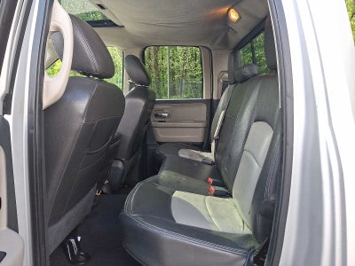 2011 RAM 1500 4WD Quad Cab 140.5 Big Horn