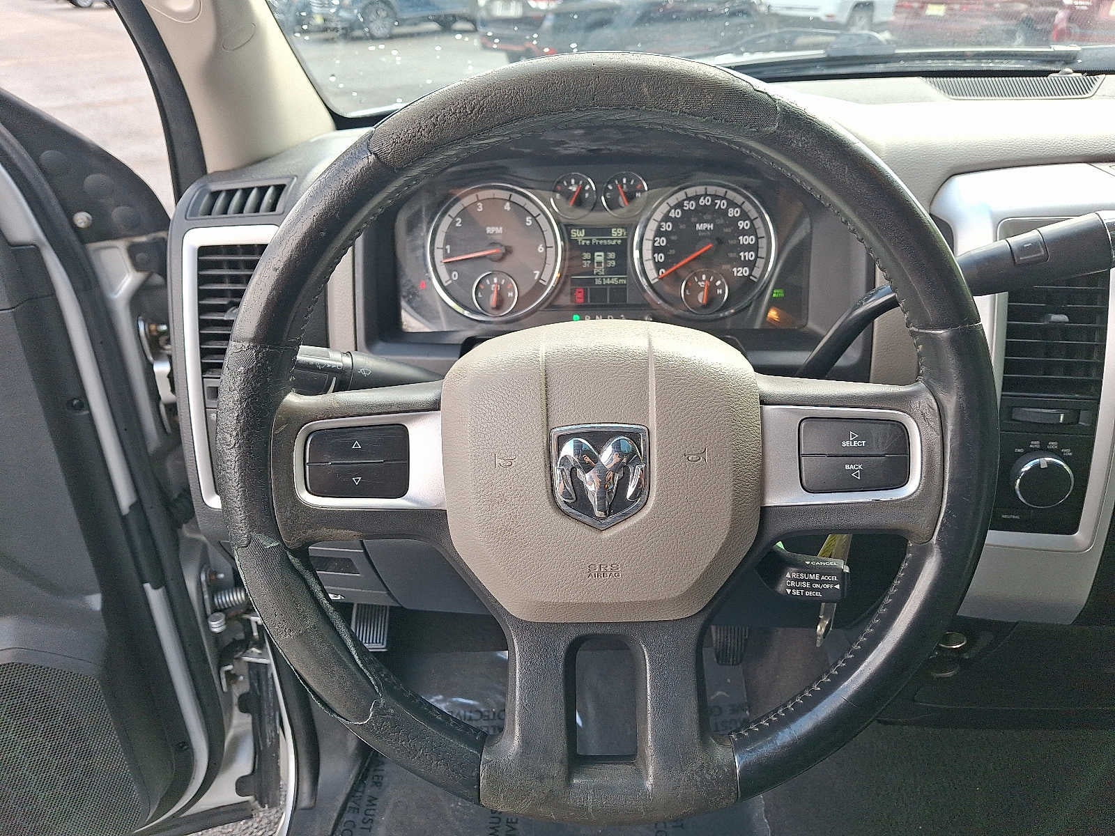 2011 RAM 1500 4WD Quad Cab 140.5 Big Horn