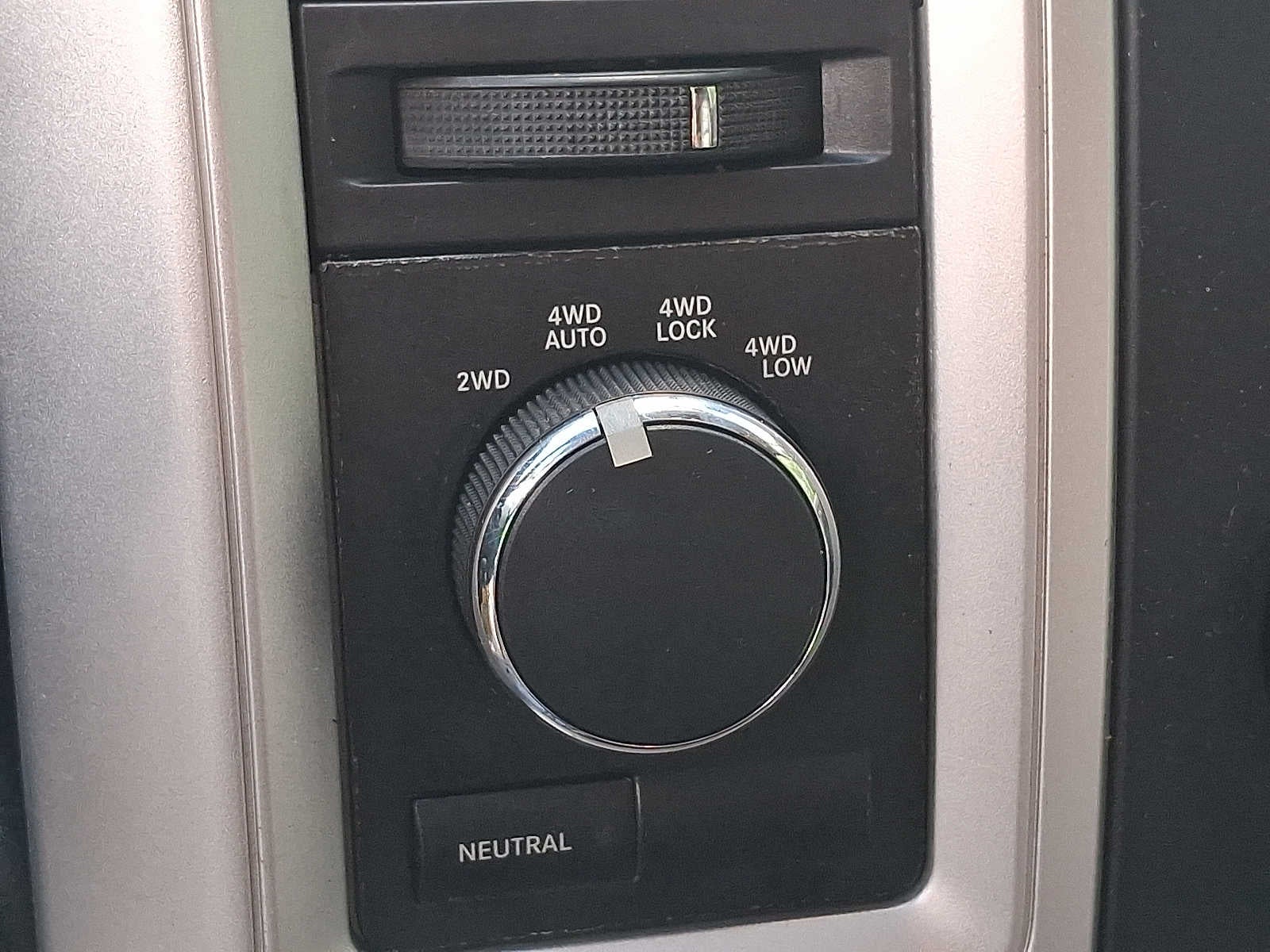 2011 RAM 1500 4WD Quad Cab 140.5 Big Horn