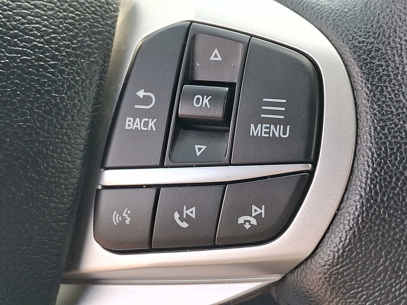 2023 Ford Explorer XLT RWD