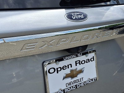 2023 Ford Explorer XLT RWD