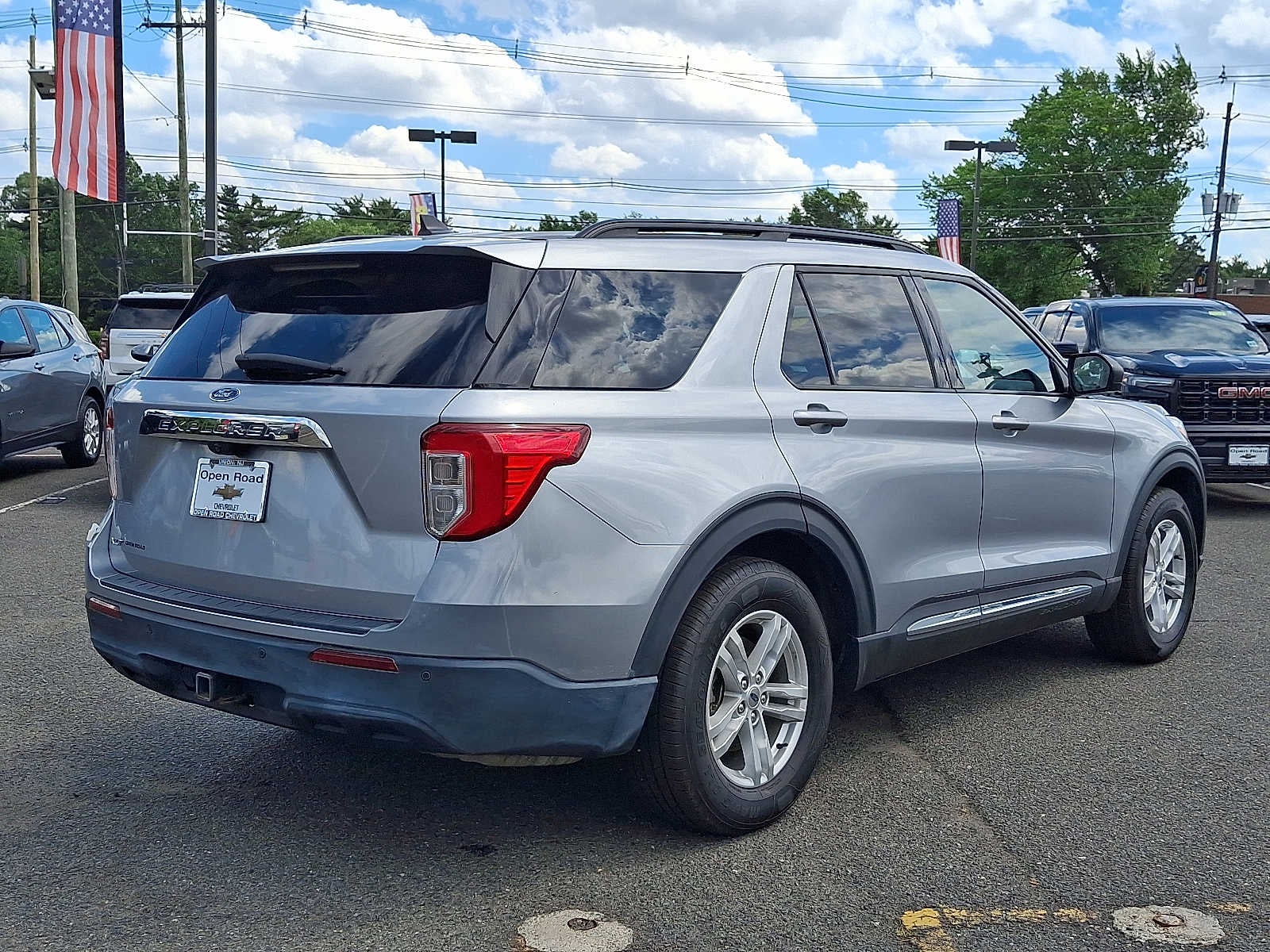 2023 Ford Explorer XLT RWD