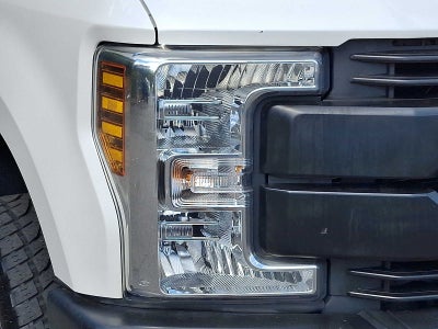 2018 Ford Super Duty F-350 SRW LARIAT 4WD Crew Cab 6.75 Box