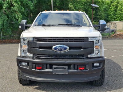 2018 Ford Super Duty F-350 SRW LARIAT 4WD Crew Cab 6.75 Box