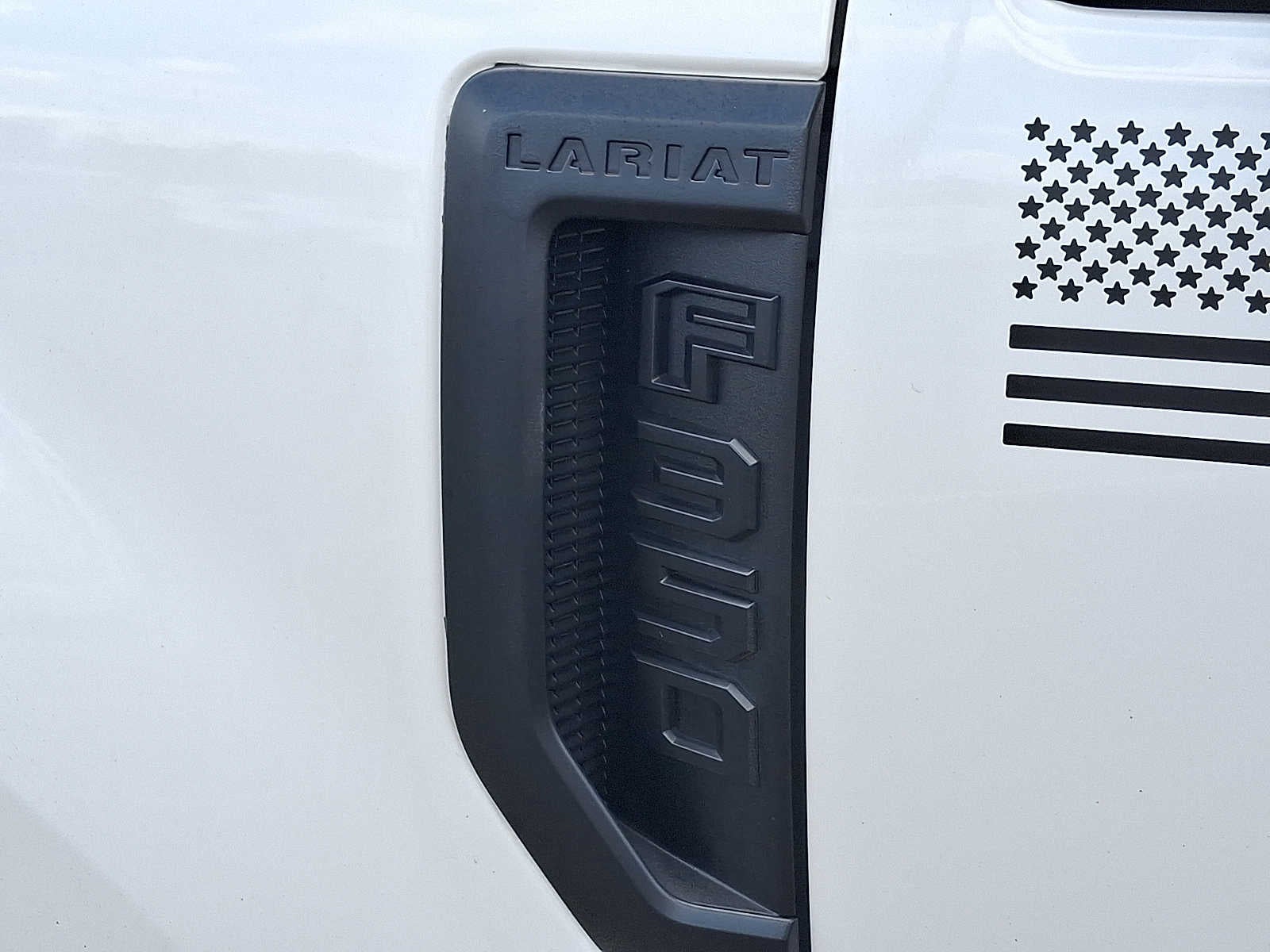 2018 Ford Super Duty F-350 SRW LARIAT 4WD Crew Cab 6.75 Box