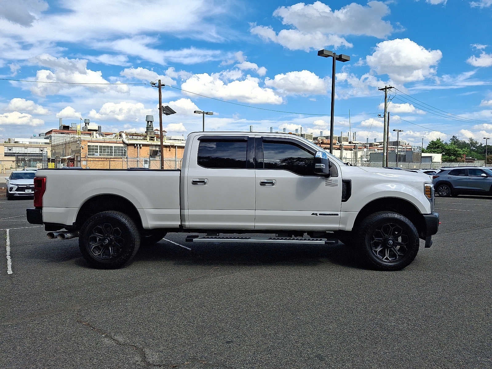 2018 Ford Super Duty F-350 SRW LARIAT 4WD Crew Cab 6.75 Box