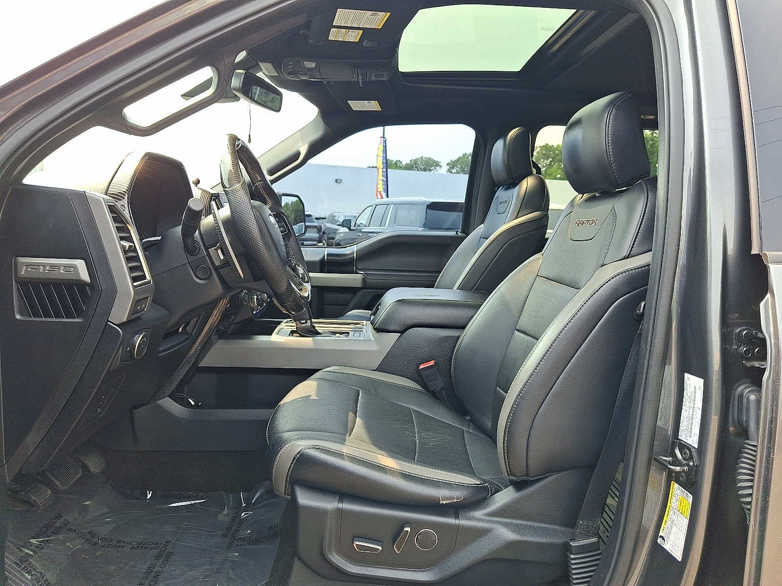 2018 Ford F-150 Raptor 4WD SuperCrew 5.5 Box