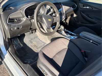 2022 Chevrolet Malibu 4dr Sdn LT