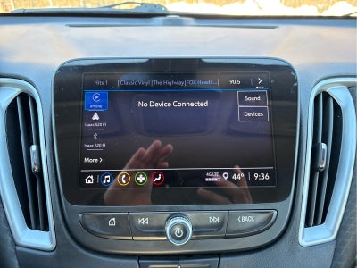 2022 Chevrolet Malibu 4dr Sdn LT