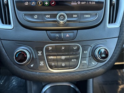 2022 Chevrolet Malibu 4dr Sdn LT