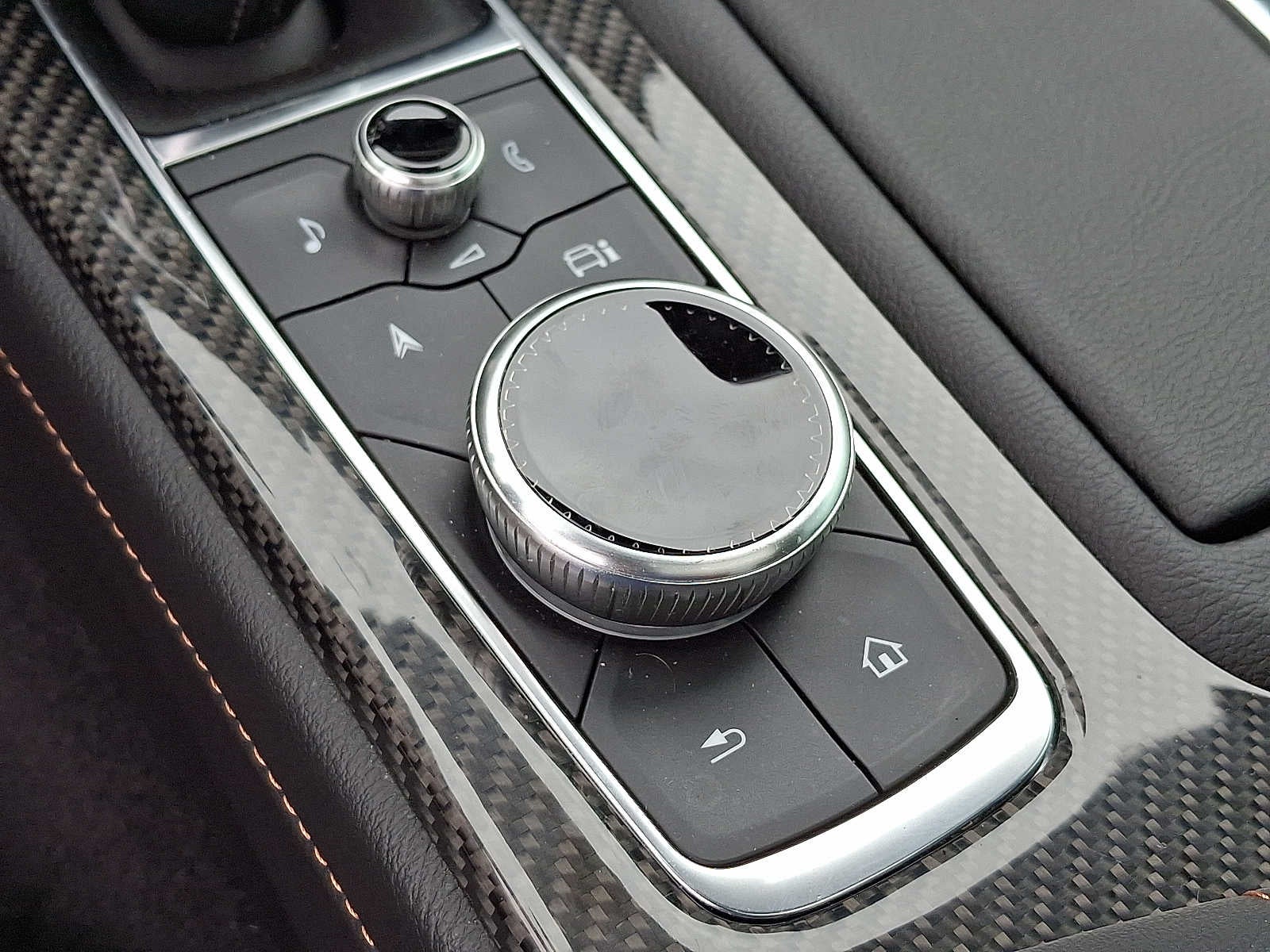 2025 Cadillac CT5 4dr Sdn Sport