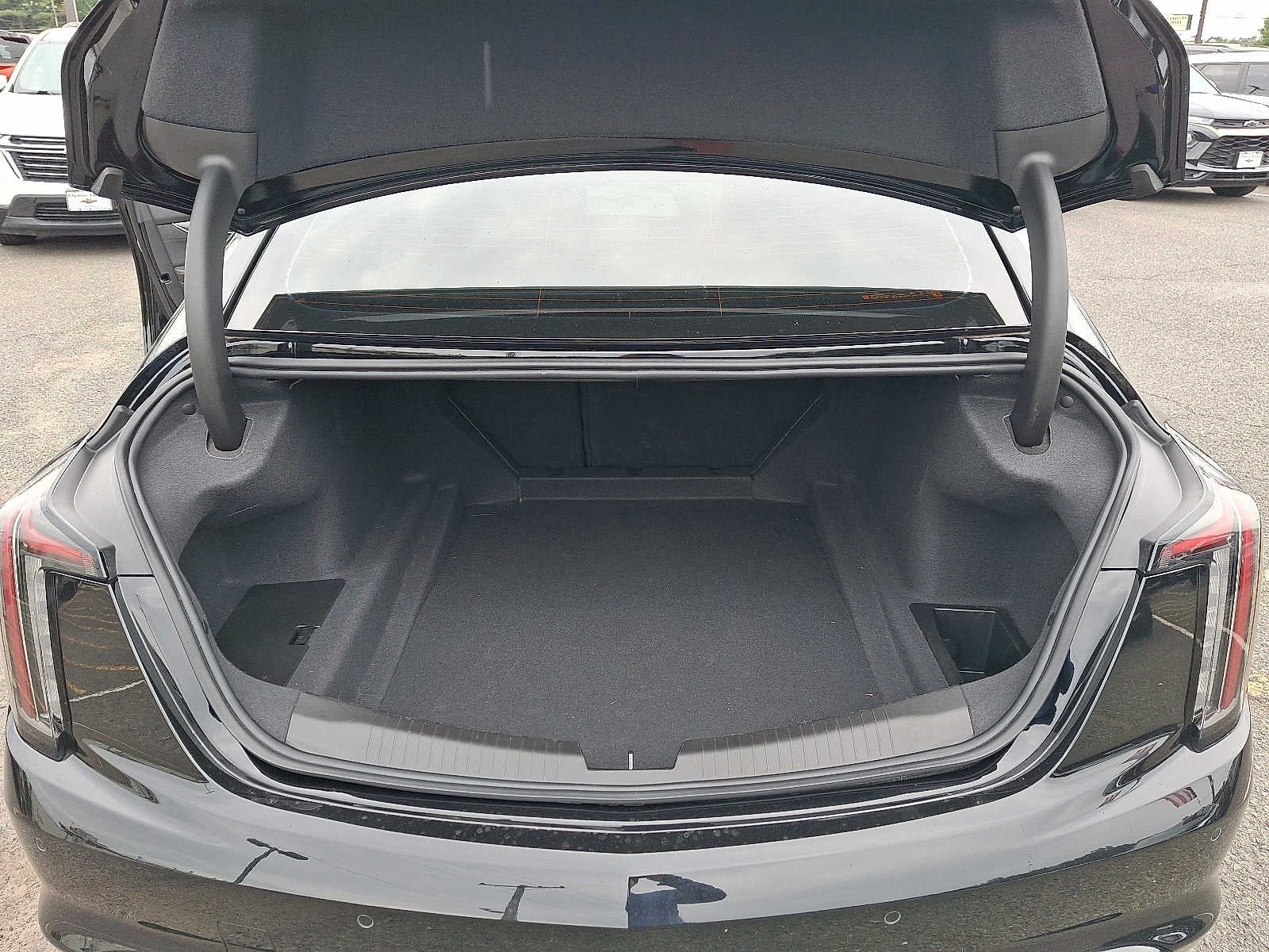 2025 Cadillac CT5 4dr Sdn Sport